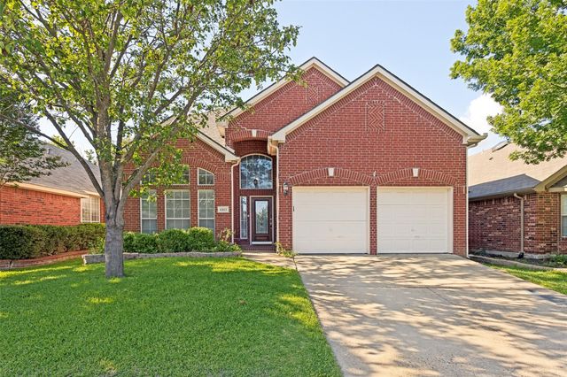 6115 Hillside Ln — Woodbridge Ph 2b