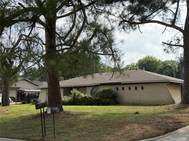 6400 Kingston Dr — Kingston Add