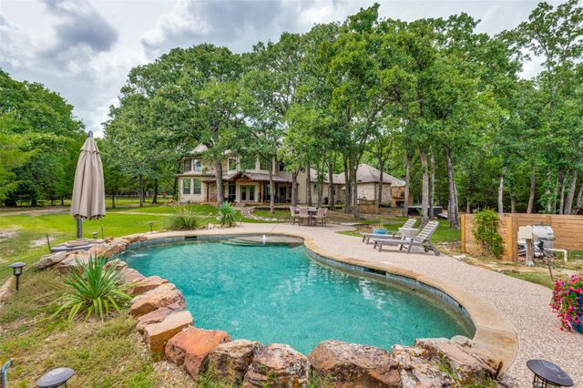 9011 Texas Trl — Equestrian Estates II