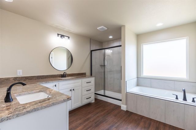 7614 Hudson Way — Carriage Hills