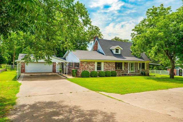 210 Yucca Dr — Highland Park