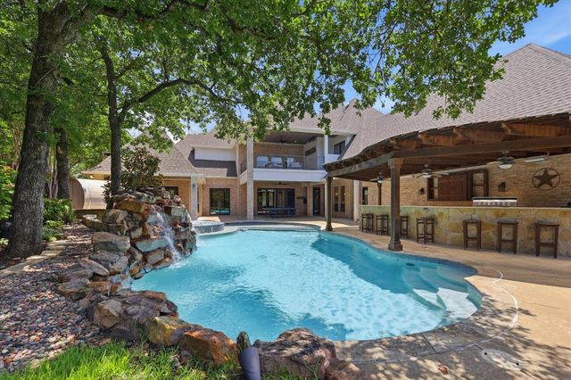 1204 Westwood Dr — Wildwood Add