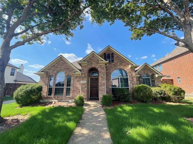 11920 Brownwood