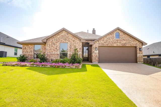 6817 Trail Rock Dr — Whitestone Crest