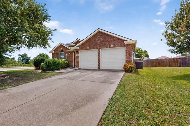 101 Wandering Dr — Mustang Creek Ph 2
