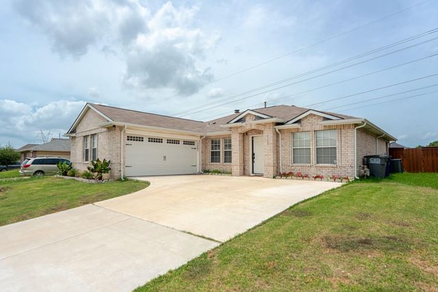 3405 Ashwood Ln — Cedar Creek Ph 02