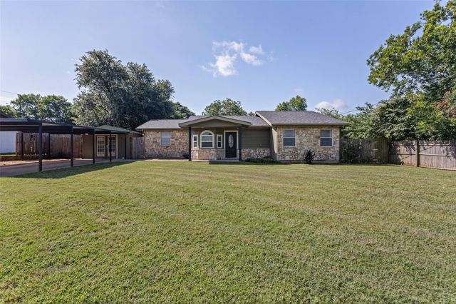 4403 Daugherty Ct — Eastwood Village