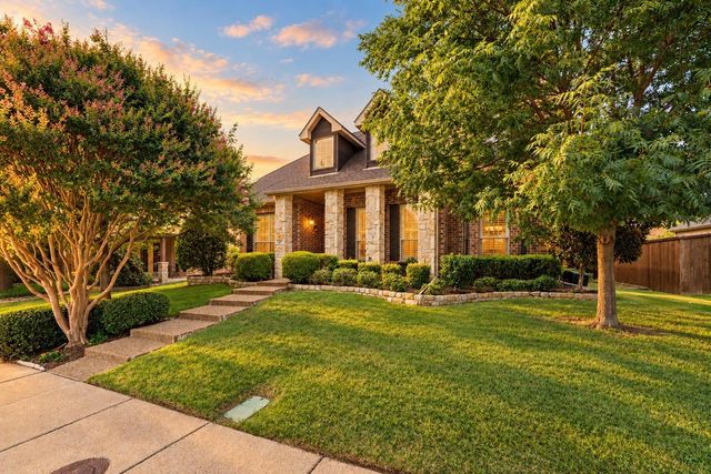 1750 Lake Forest Dr — Hillcrest Shores Ph Three