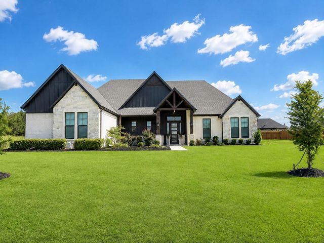 4017 Lagos Dr — Arbors
