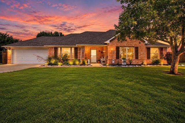 2912 Thousand Oaks Dr — Tara Farms