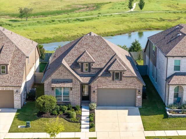 2404 Plover Ln — Harvest Mdws Ph 5