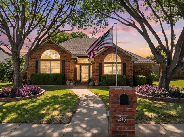 215 Sioux Dr — Indian Hills PH5
