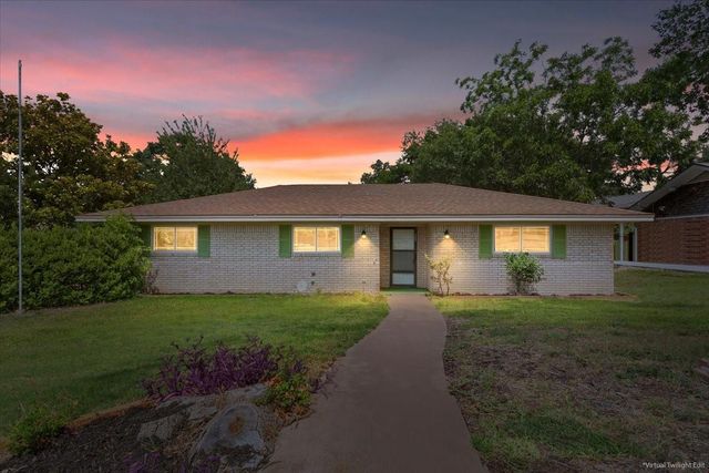 849 Arlington Dr — Boleman