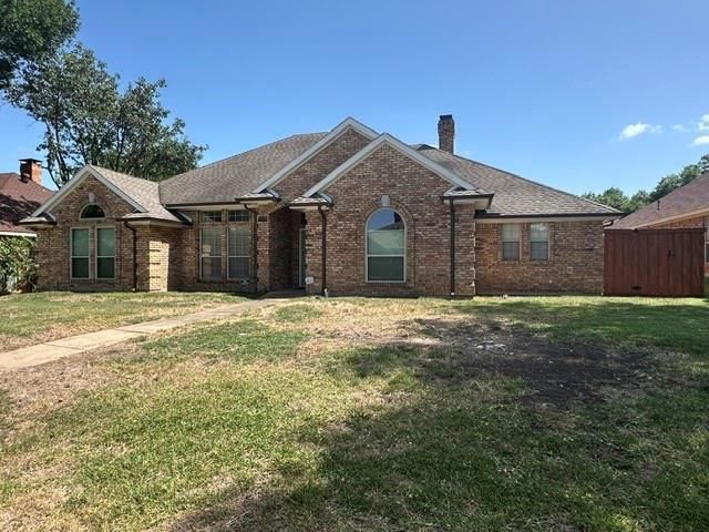 1520 Nettleton Dr — Windmill Hill Sec 03