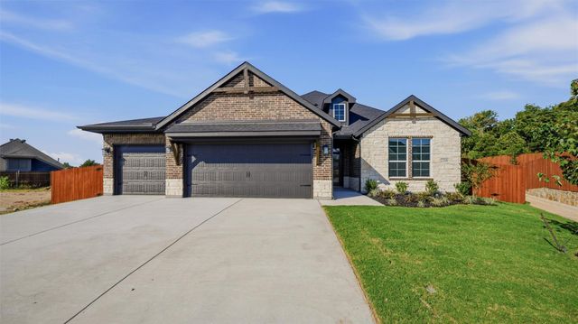 2200 Castle Rock Ln — Waterford Park