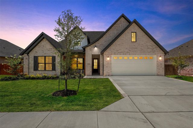 1333 Tahonta Dr — Bull Hide Estates