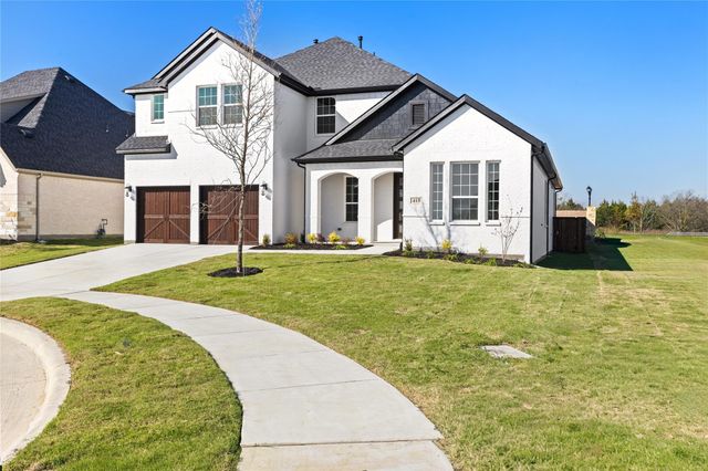 415 Sedgwick Dr — Edgewater
