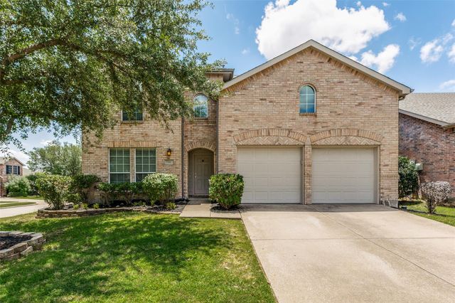 301 Highland Glen Dr — Woodbridge Ph 9