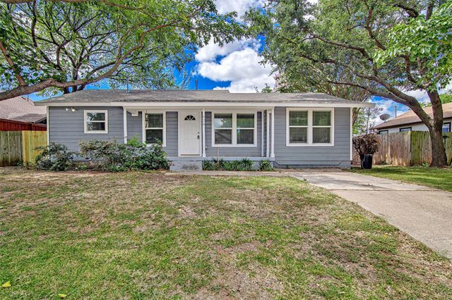 624 E Ellen Ave — Holder Estates