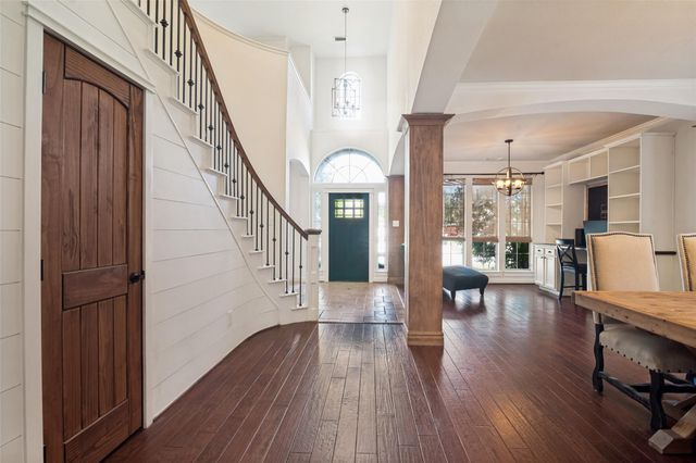6914 Morningside Way — Westgate