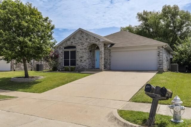 1230 Misty Dr — Overlook Estates