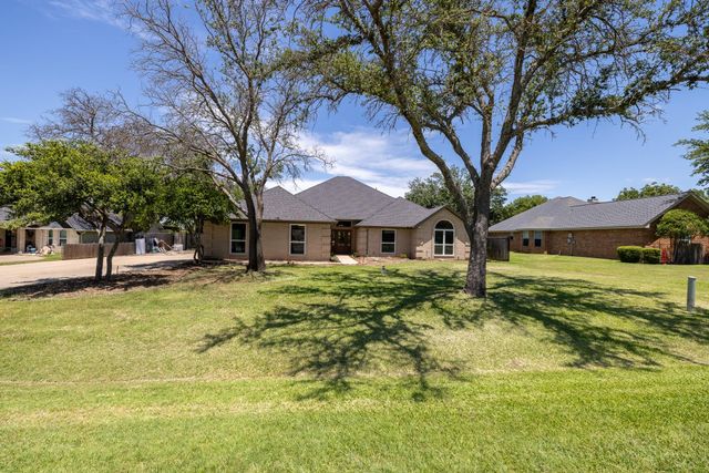 612 Aqua Vista Dr — Laguna Vista Ltd
