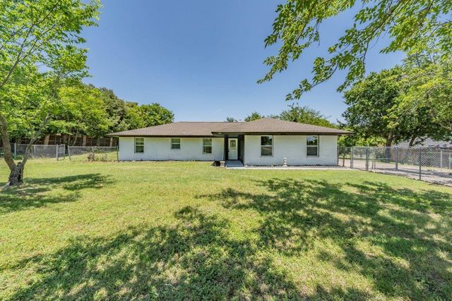 114 Wagon Wheel Ln — A Clements Surv Abs #255