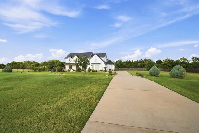 3920 Lizzy Ln — Four Trees Estates
