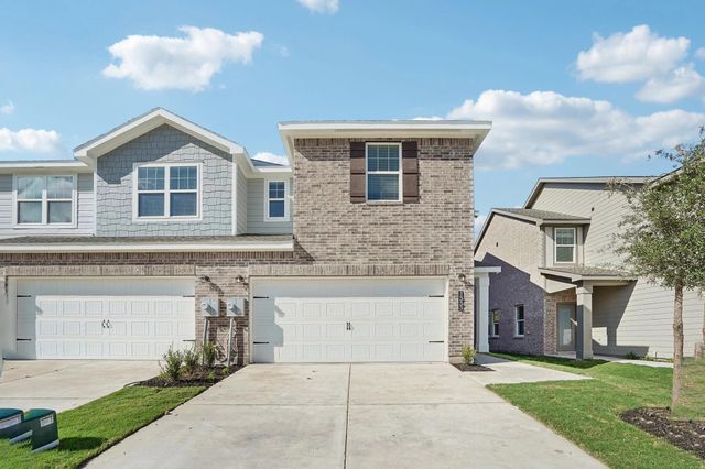 944 Penrose — Broadmoor Village