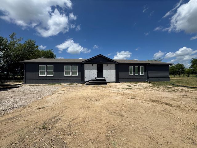 4868 County Road 2242 — F E Hatchett Surv Abs #413
