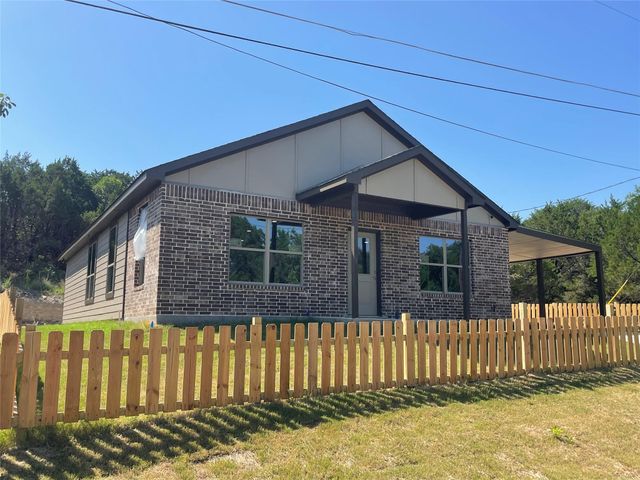 4311 Mountain Hollow Dr — Oak Trail Shores Sec E