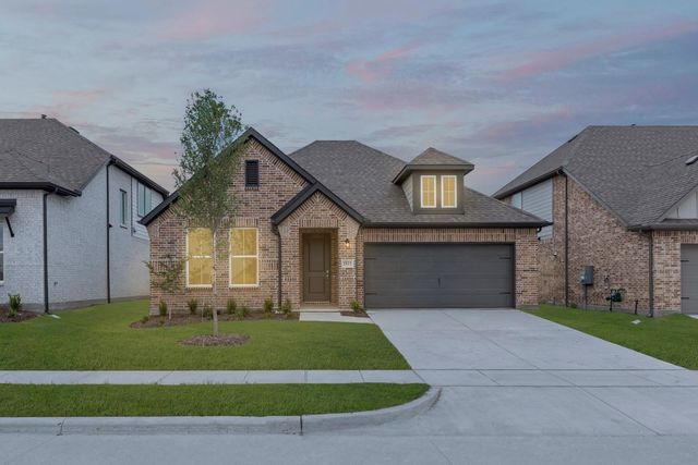 1811 Gleasondale Dr — Walden Pond