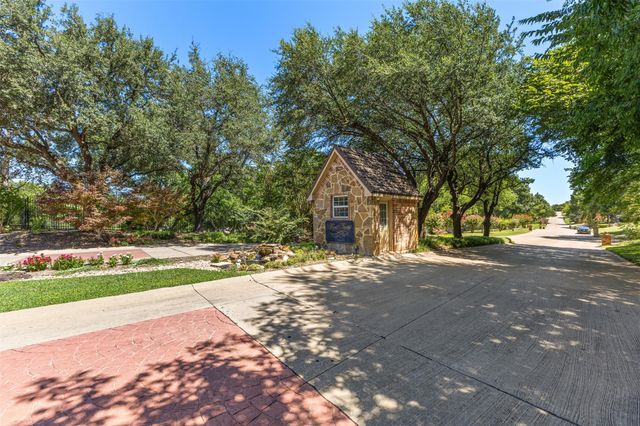 1190 Whispering Oaks Dr — Frost Farms