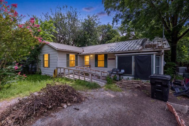 906 Branch St — S2570 CORDELL ADDITION BLK 9 LOT 11 ACRES .2172