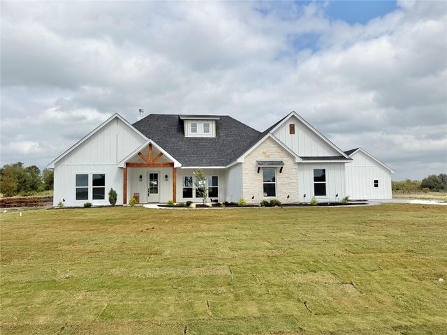 2021 Collin St — Stone Creek Ranch