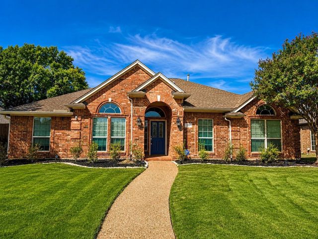 209 Longmeadow Dr — Eagle Point Village Riverchase