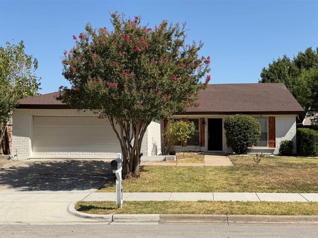 6637 Redbud Dr — Foster Village Add