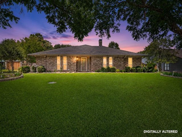 304 FORESTCREST Ln — North Lake Woodlands Sec 04