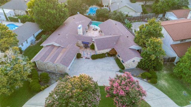 6101 Circleview Dr — Diamond Oaks East Add