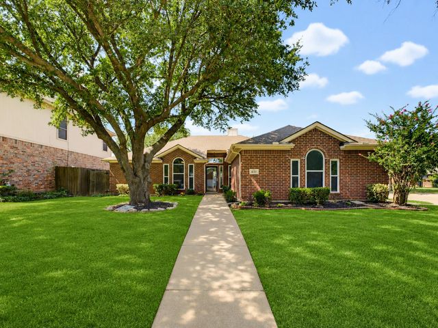 637 Cedarwood Dr — Carriage Gate Add