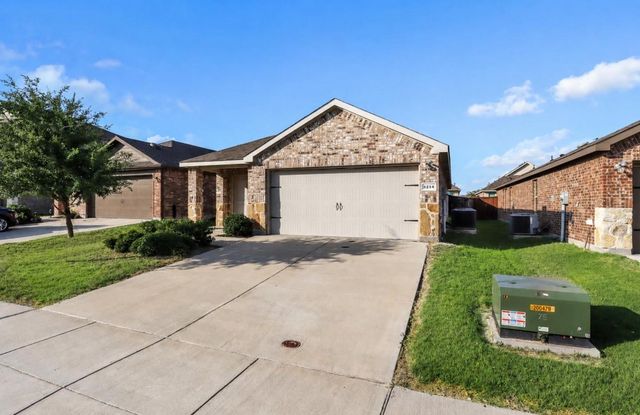 1214 Delmita Dr — Travis Ranch South Forney