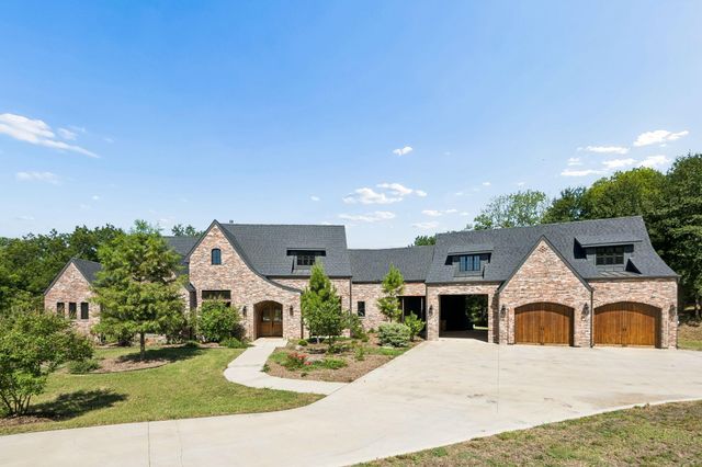 468 Andrews Rd — R Pena