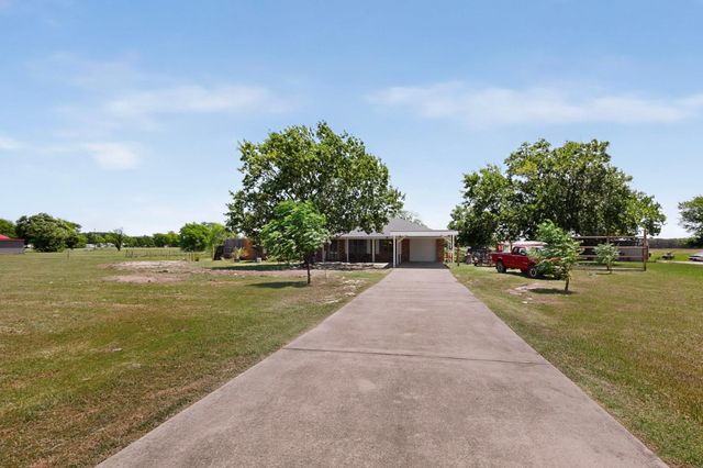 3671 Sundown Rd — Sundown Ranch Ph I