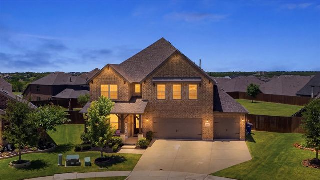 502 Big Bend Dr — Woodcreek