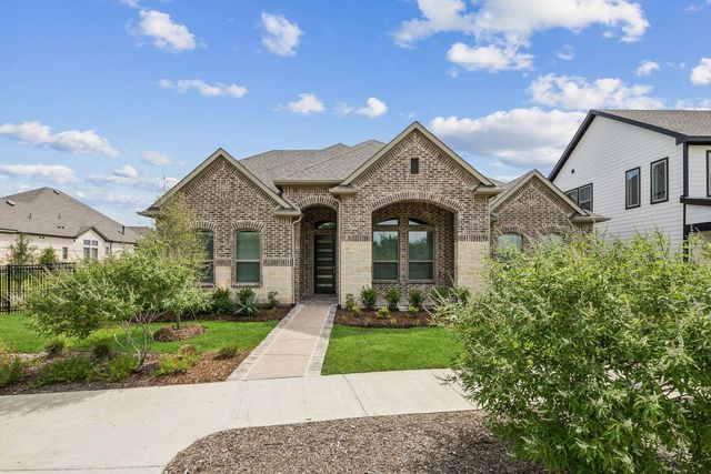 1004 Pearl Crescent Pl — Karis