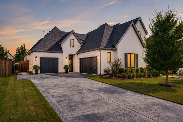 2131 Normandy Cir — Star Trail Ph One B