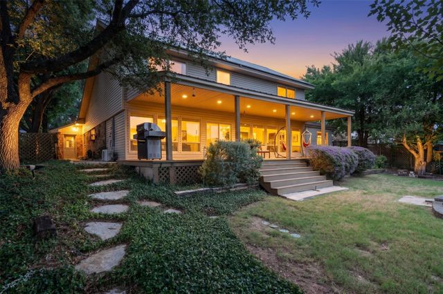 9302 Ravenswood Rd — Pecan Plantation