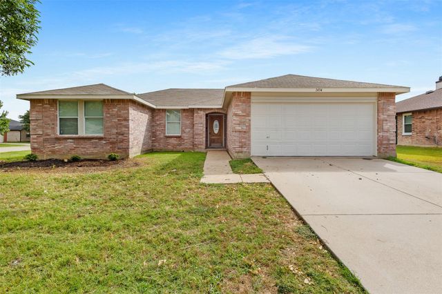 1434 Paint Brush Ct — Burleson Meadows