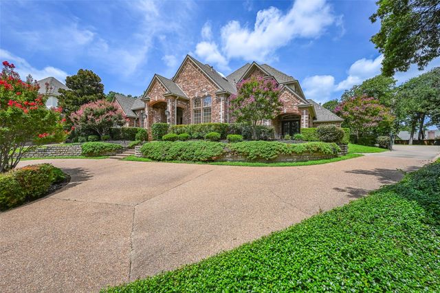 2300 Woodmoor Ln — Highland Meadows Add