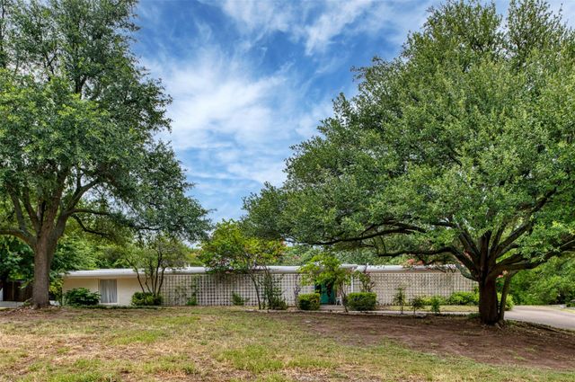 706 Norton St — Couts